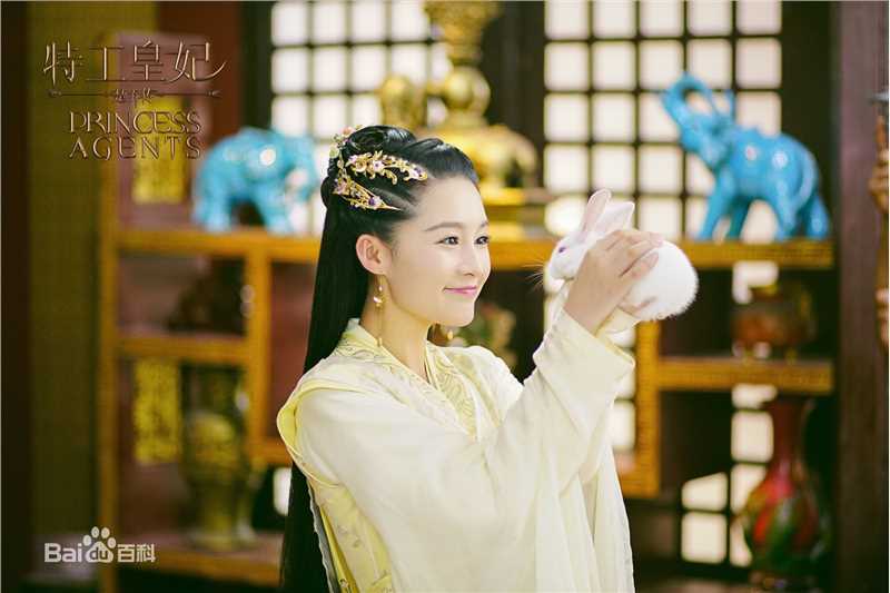 最新李沁(Li Qin)在《楚乔传》中的壁纸