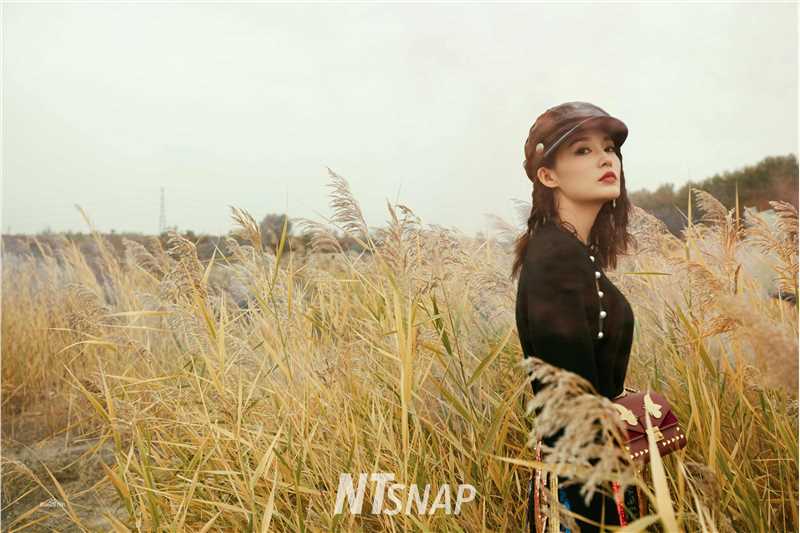 李沁(Li Qin)时尚大片图册