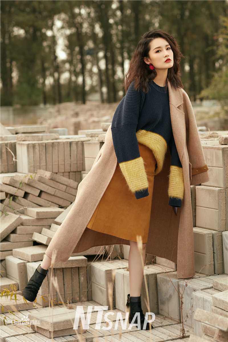 李沁(Li Qin)时尚大片图册