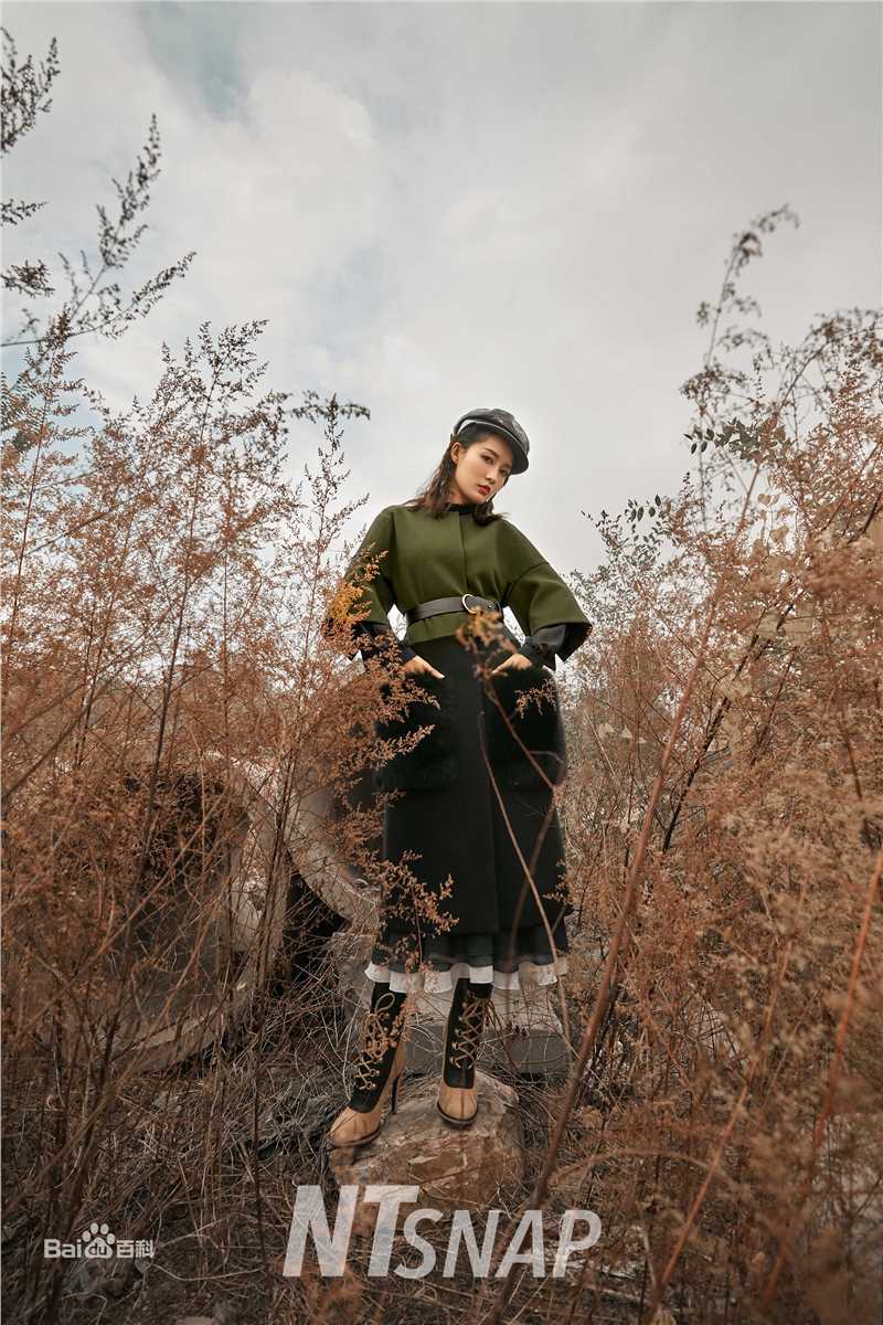 李沁(Li Qin)时尚大片图册