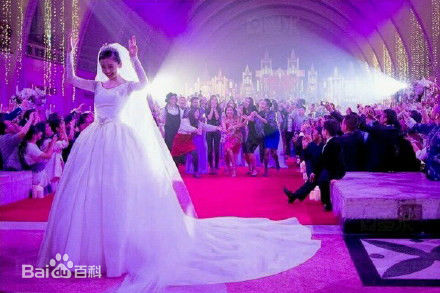 杨颖(Angelababy)婚纱礼服及婚礼内景布置前后照片