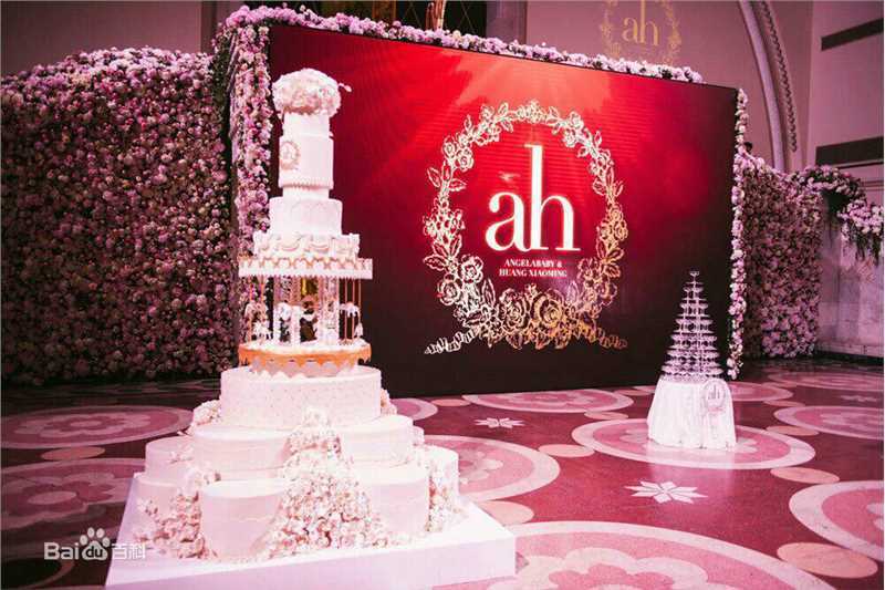 杨颖(Angelababy)婚纱礼服及婚礼内景布置前后照片