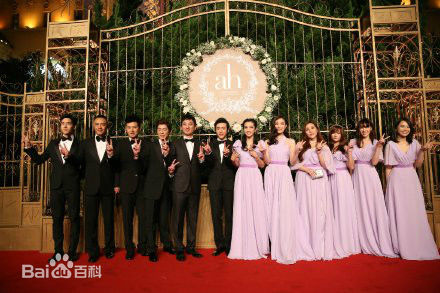 杨颖(Angelababy)婚纱礼服及婚礼内景布置前后照片