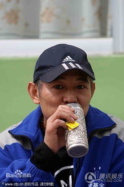 李连杰(Jet Li)在玉树前后照片