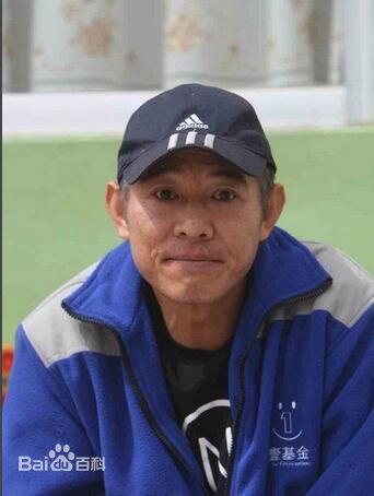 李连杰(Jet Li)在玉树前后照片