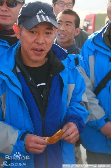 李连杰(Jet Li)在玉树前后照片