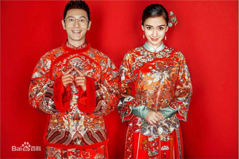 杨颖(Angelababy)中式礼服及结婚证照图册