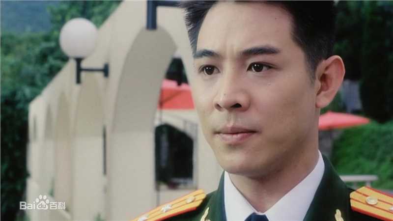 李连杰(Jet Li)军装前后照片