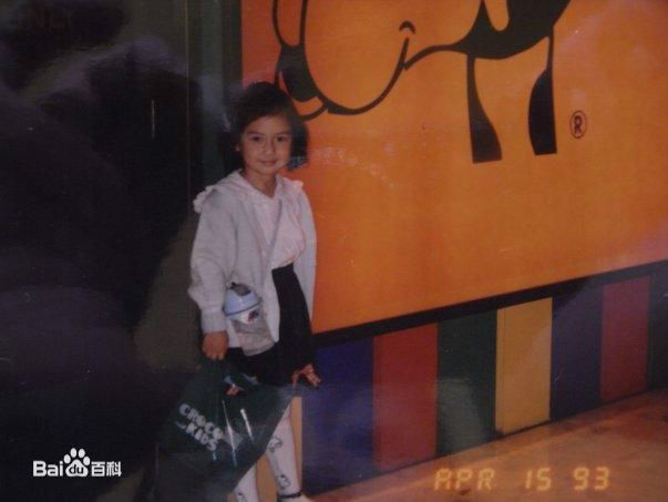 杨颖(Angelababy) family前后照片