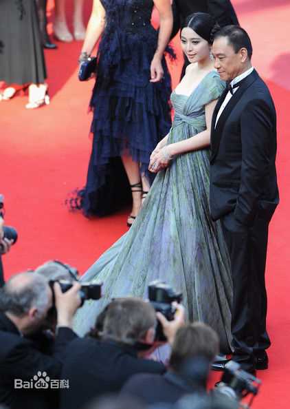 范冰冰(Fan Bingbing)出席第63届戛纳电影节前后照片
