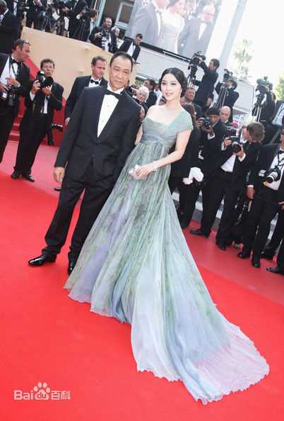 范冰冰(Fan Bingbing)出席第63届戛纳电影节前后照片