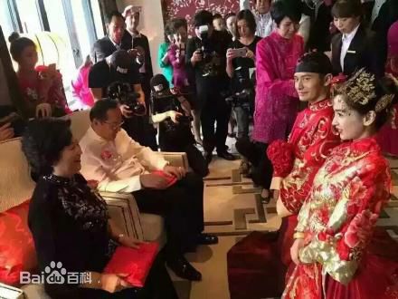 黄晓明(Huang Xiaoming)ah婚礼生活照