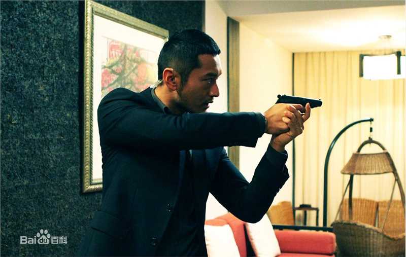 高清黄晓明(Huang Xiaoming)在《一场风花雪月的事》薛宇中的图册