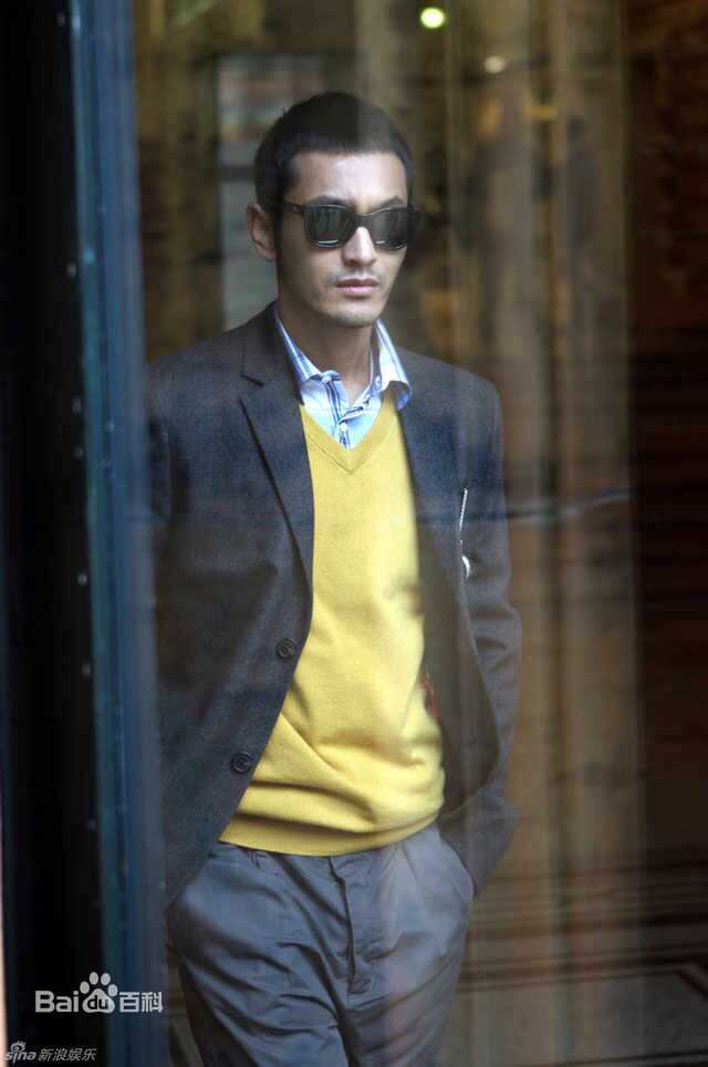 高清黄晓明(Huang Xiaoming)在2011《时尚旅游》中的图集