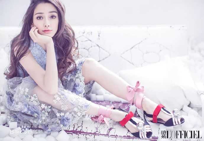 杨颖(Angelababy)时装L’OFFICIEL图片图集