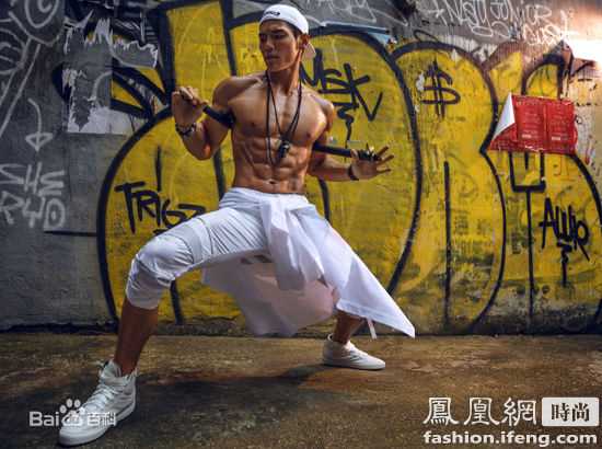 向佐(Jacky)在《时尚健康》中的