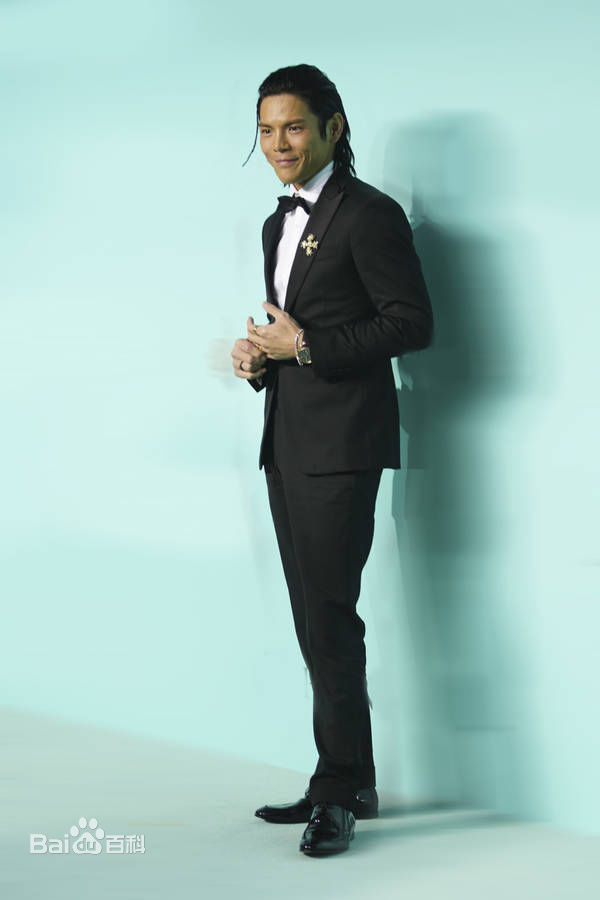 向佐(Jacky)最全黑西装壁纸