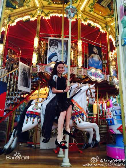 杨颖(Angelababy)生活时刻图片图册