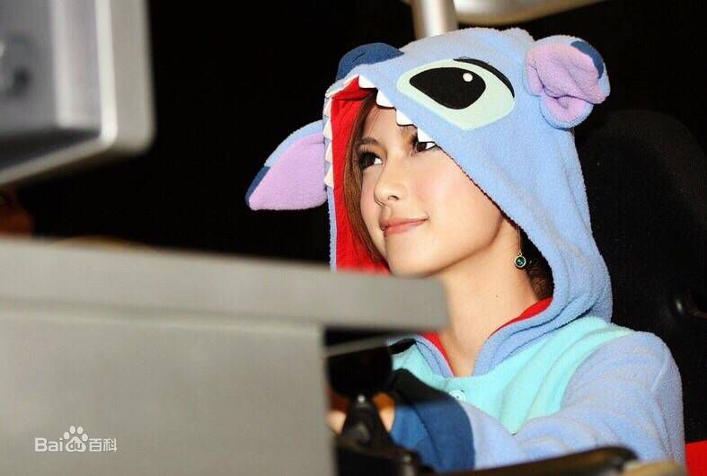 杨颖(Angelababy)生活时刻图片图册