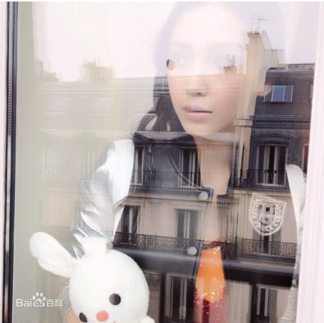 杨颖(Angelababy)生活时刻图片图册