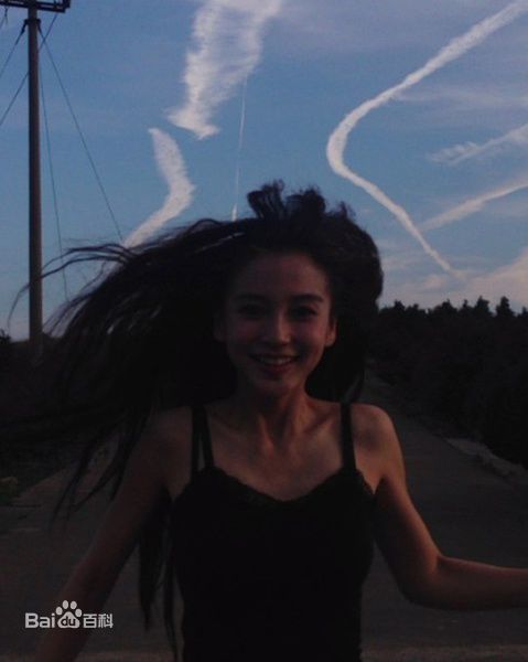 杨颖(Angelababy)生活时刻图片图册