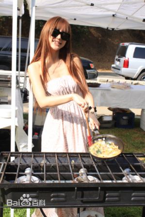 杨颖(Angelababy)微博+闺蜜前后照片