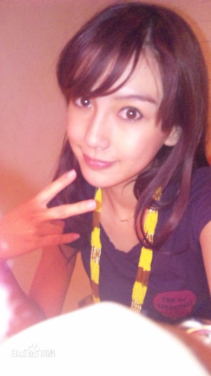 杨颖(Angelababy)微博+闺蜜前后照片