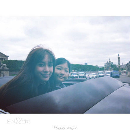 杨颖(Angelababy)微博+闺蜜前后照片