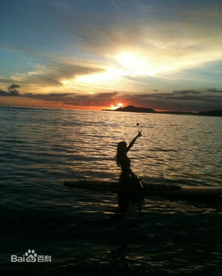 杨颖(Angelababy)微博+闺蜜前后照片