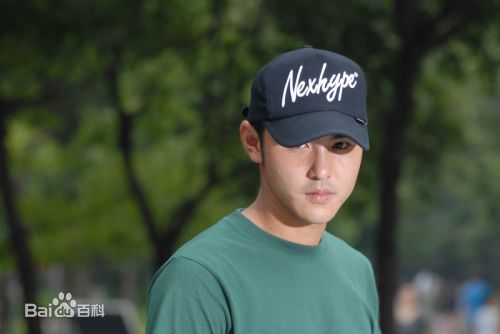 阮经天(Ethan Juan)其他影视剧及配音作品生活照相册