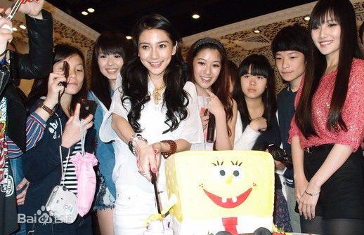 杨颖(Angelababy)angelababy开店图册