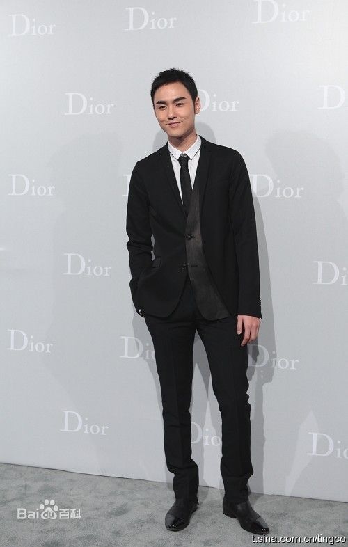 阮经天(Ethan Juan)2010Dior新品发布会素颜照相册