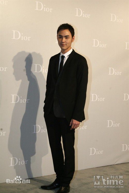 阮经天(Ethan Juan)2010Dior新品发布会素颜照相册