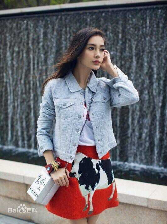 杨颖(Angelababy)街拍时刻图片图集