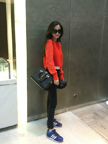 杨颖(Angelababy)街拍时刻图片图集