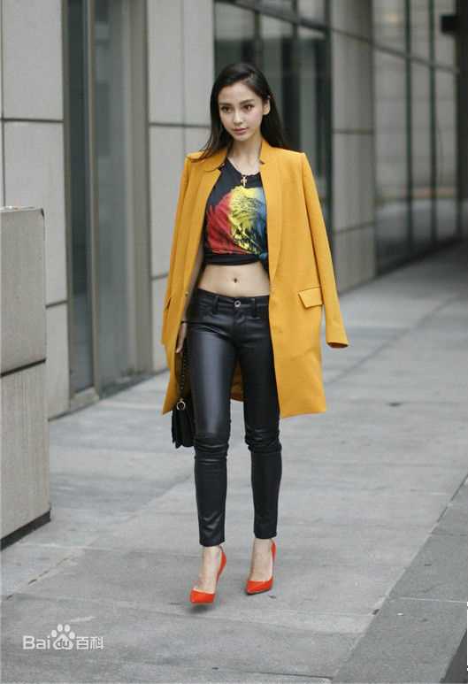杨颖(Angelababy)街拍时刻图片图集