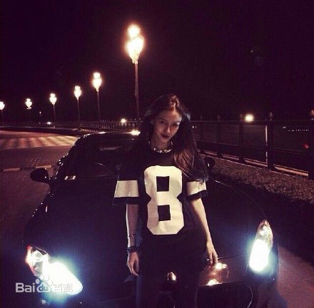 杨颖(Angelababy)街拍时刻图片图集