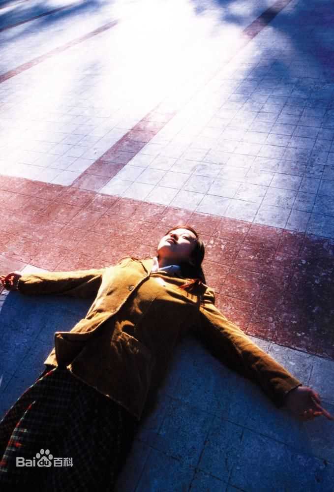 精选郝蕾(Hao Lei)在《颐和园》饰演余红中的图册