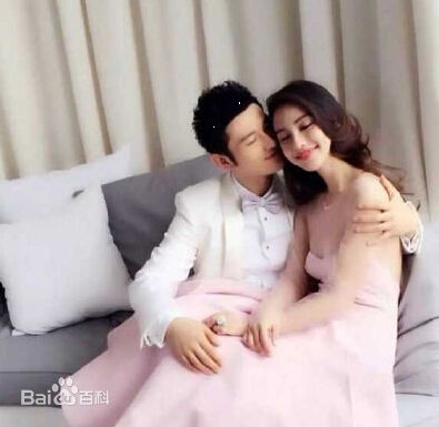 杨颖(Angelababy)baby黄晓明前后照片