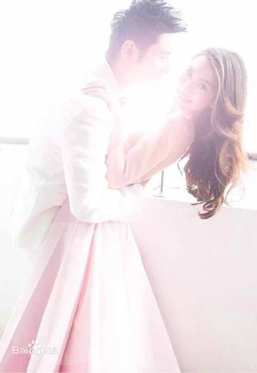 杨颖(Angelababy)baby黄晓明前后照片