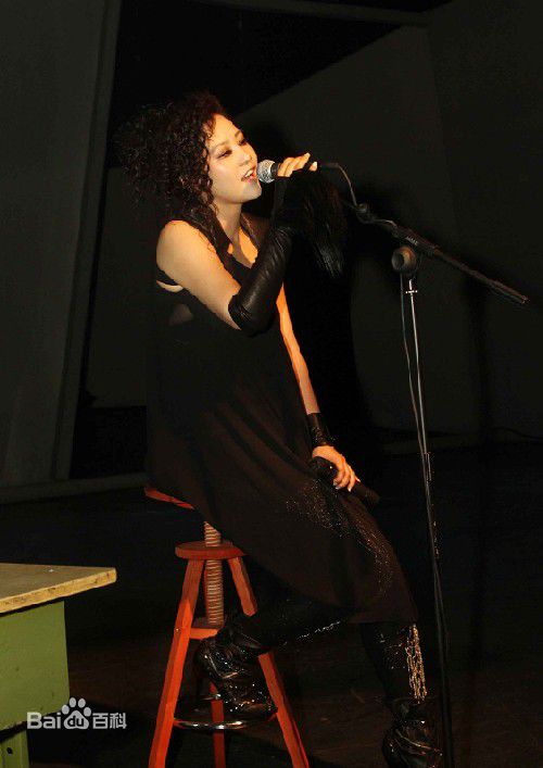 最优质郝蕾(Hao Lei)在《关于TA的伤心事》MV中的相册