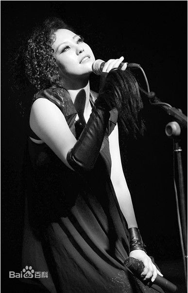 最优质郝蕾(Hao Lei)在《关于TA的伤心事》MV中的相册