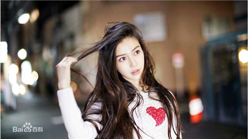 杨颖(Angelababy)樱花说前后照片