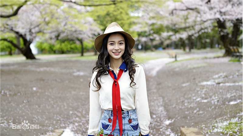 杨颖(Angelababy)樱花说前后照片