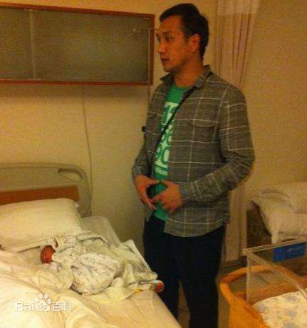 黄觉(Jue Huang)生活照图片图集