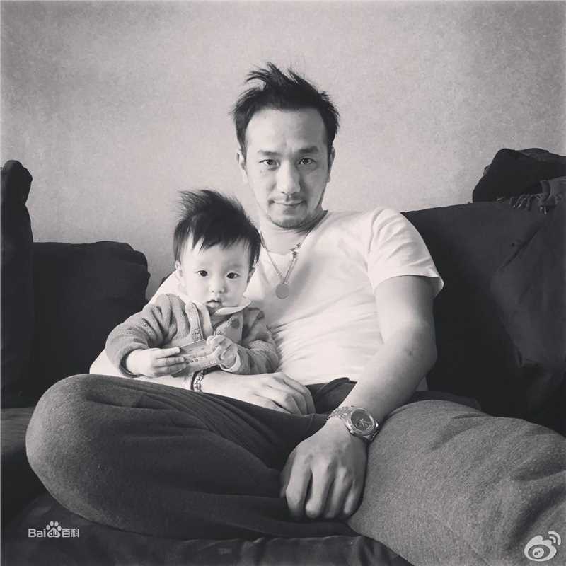 黄觉(Jue Huang)生活照图片图集