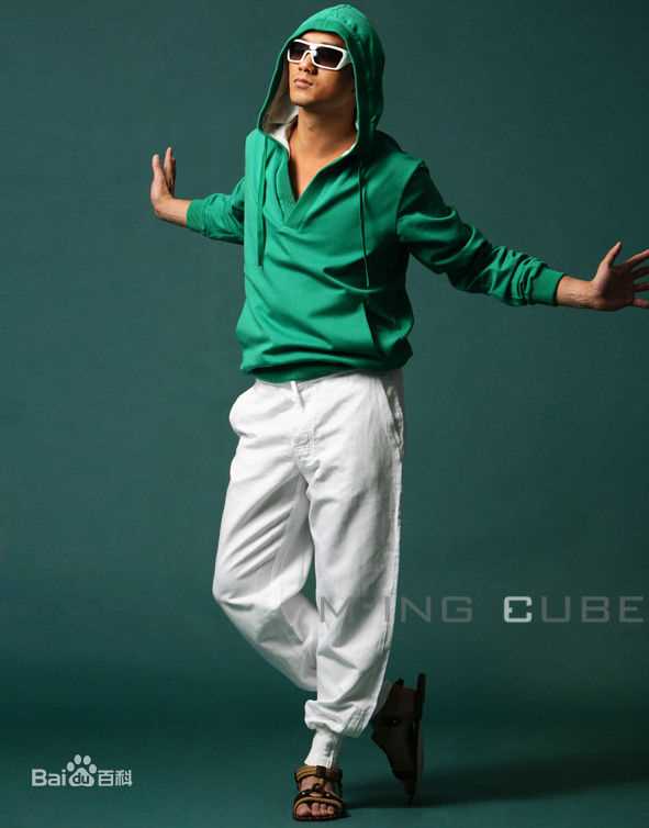 黄觉(Jue Huang)宣传照图片图册