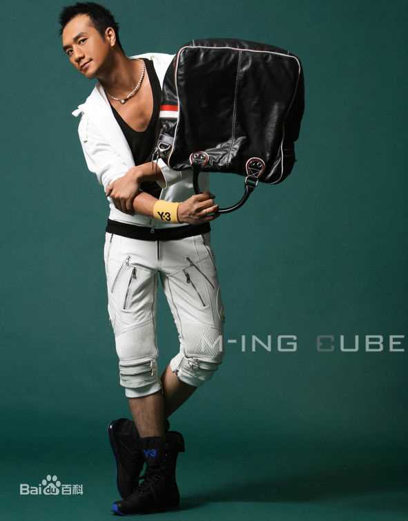 黄觉(Jue Huang)宣传照图片图册