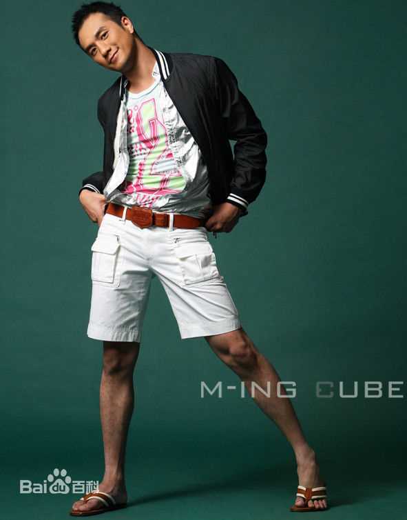 黄觉(Jue Huang)宣传照图片图册