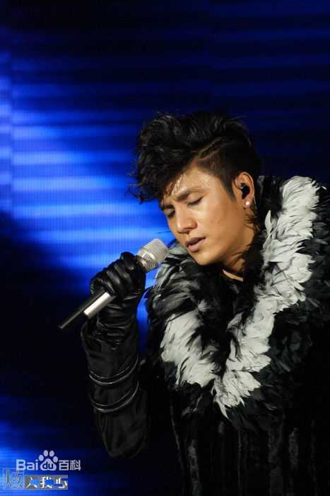 最全陈坤(Chen Kun / Aloys Chen)在《谜ME》生日演唱会中的壁纸
